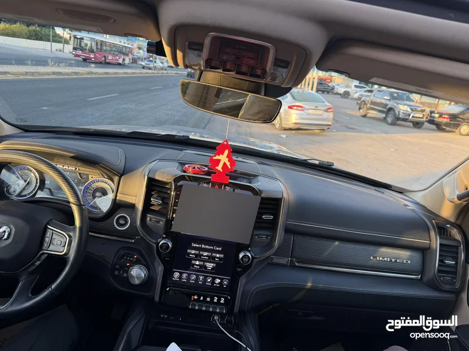 Dodge RAM 1500 Limited