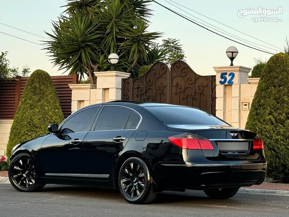 جينيسيس GLS 2009