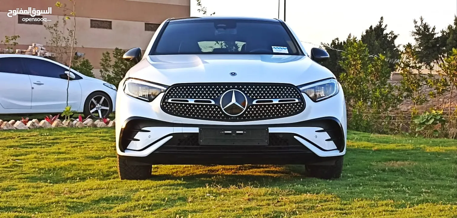 GLC 300 مرسيدس GLC 300 AMG موديل 2024