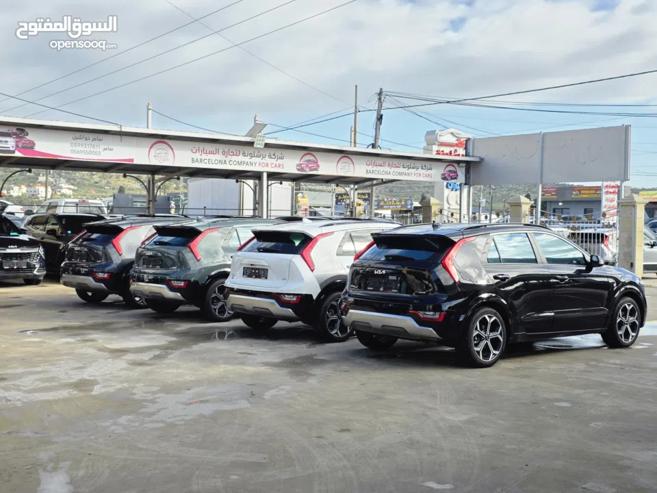 تشكيلة مميزة من سيارات كيا نيرو هايبرد ترخيص 2022 بالالوان المميزة (ابيض &اسود&فيراني&زيتي)