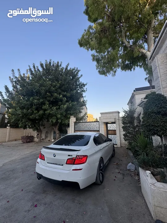 Bmw 520d للبيع سيارة
