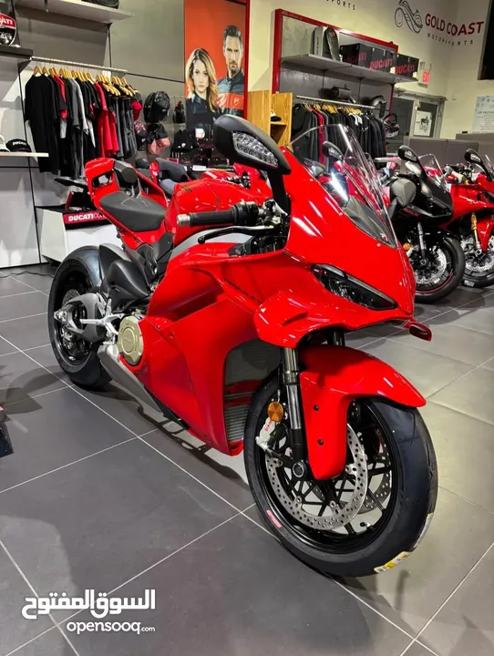 2025 Ducati panigale V4