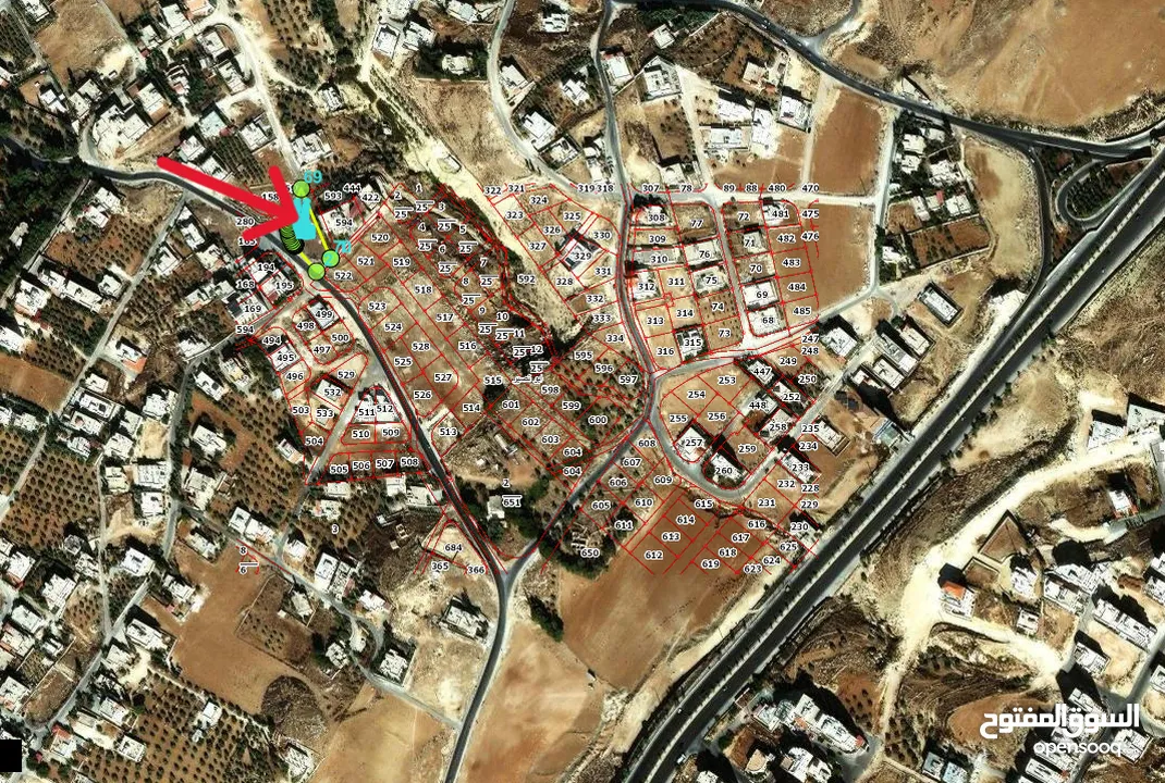 قطعة ارض من اجمل اراضي ابو نصير على ثلاث شوارع قريبة من شارع الاردن اطلالة جميلة ومميزة بسعر حرق