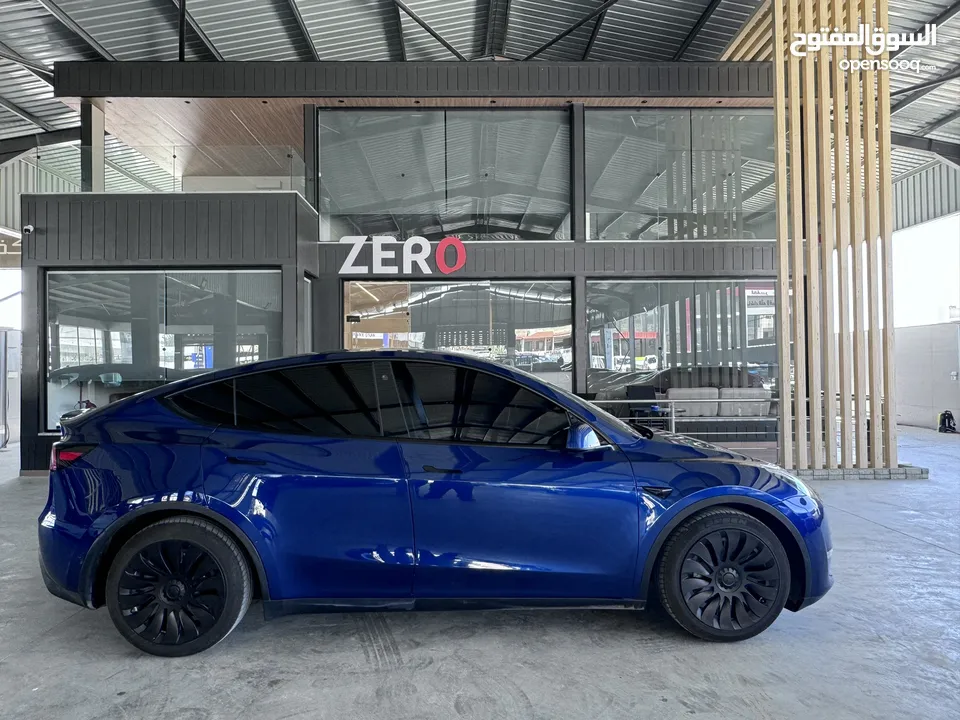 MODEL Y 2021