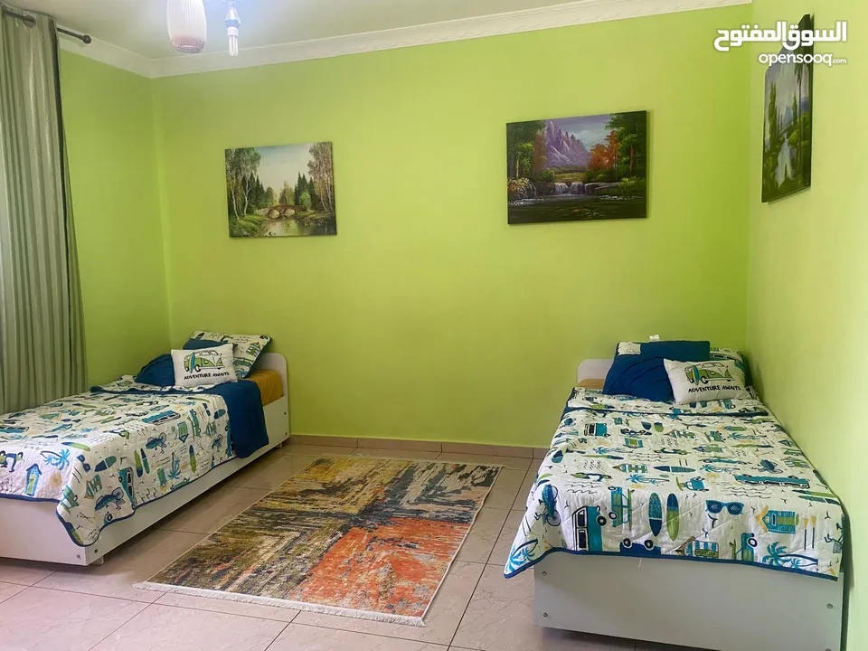 شقة مميزة بإطلالة رائعة سوبر ديلوكس على الشارع الرئيسي. منطقة خلة قيس قريبة جدا على بيت جالا ...