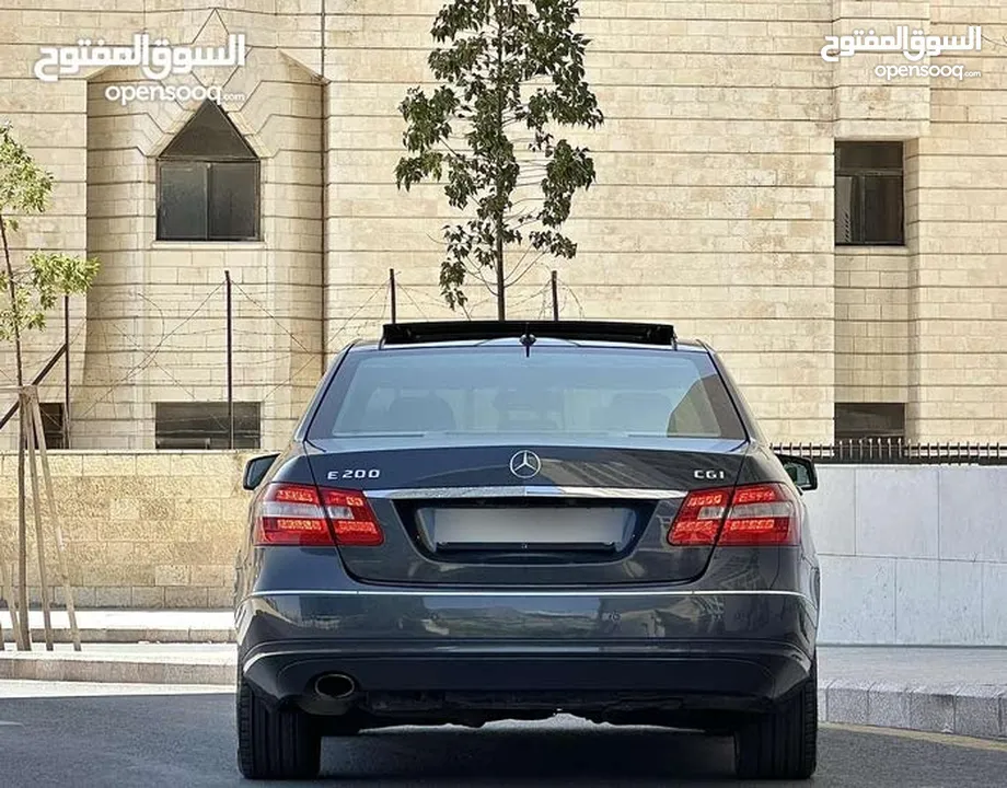 e200 بانوراما 2010