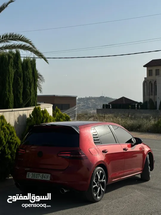 فولكسفاجن جولف Tsi