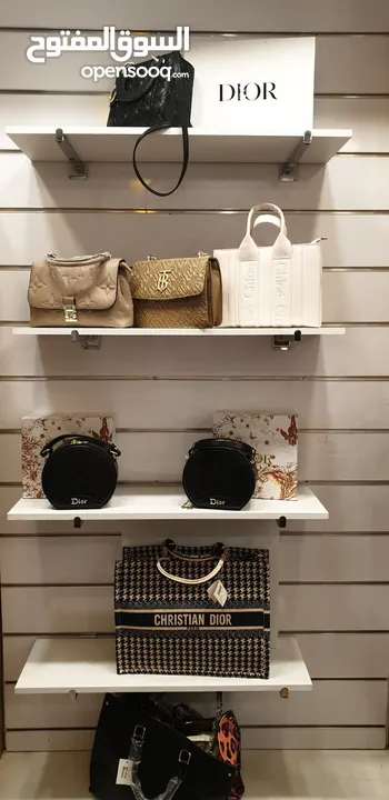 تصفية محل شنط واكسسوارات