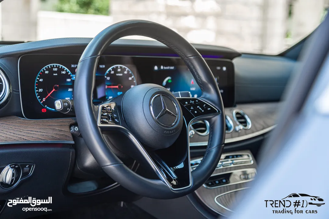 Mercedes E300e 2021 Plug in hybrid 4matic    السيارة مميزة جدا و لا تحتاج الى صيانة