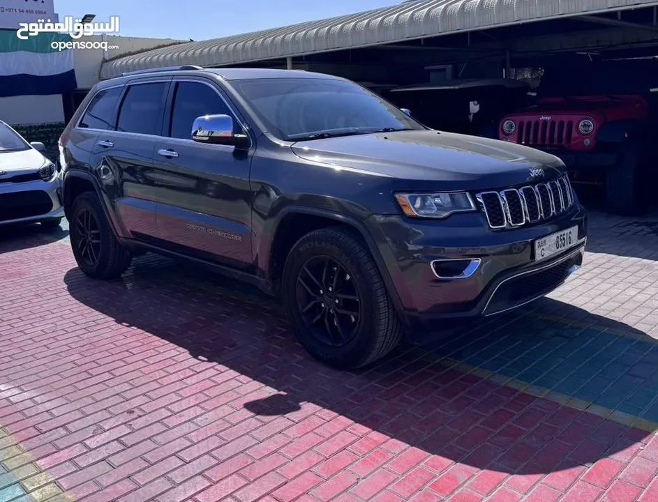 Jeep Grand Cherokee limited V6 4x4 2018 USA clean title