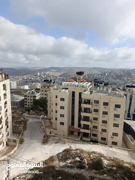 شقق للبيع  للسكن العائلي أو الاستثمار في سكن الطالبات