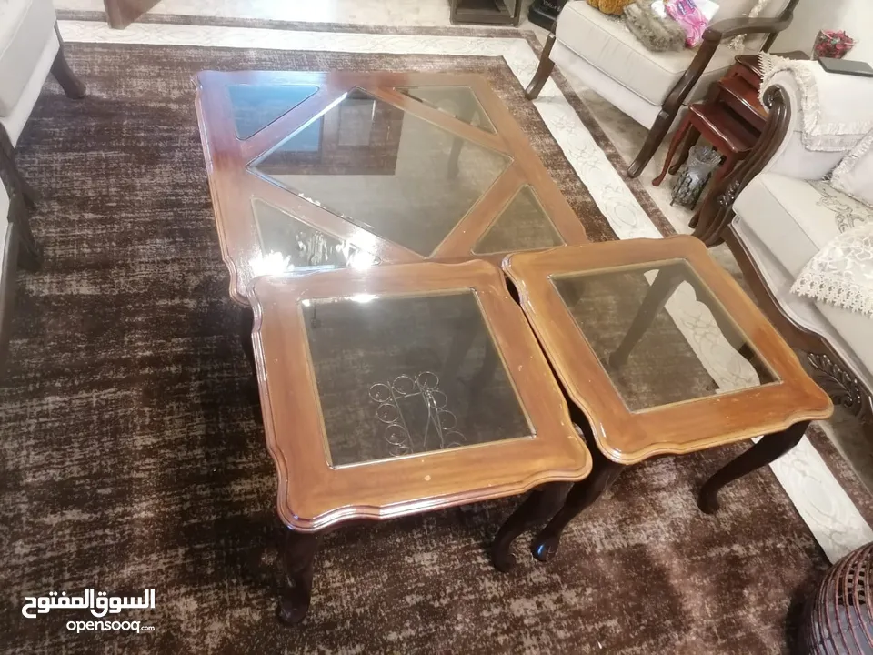 طقم طرابيزات للبيع مستعمل بحاله جيده