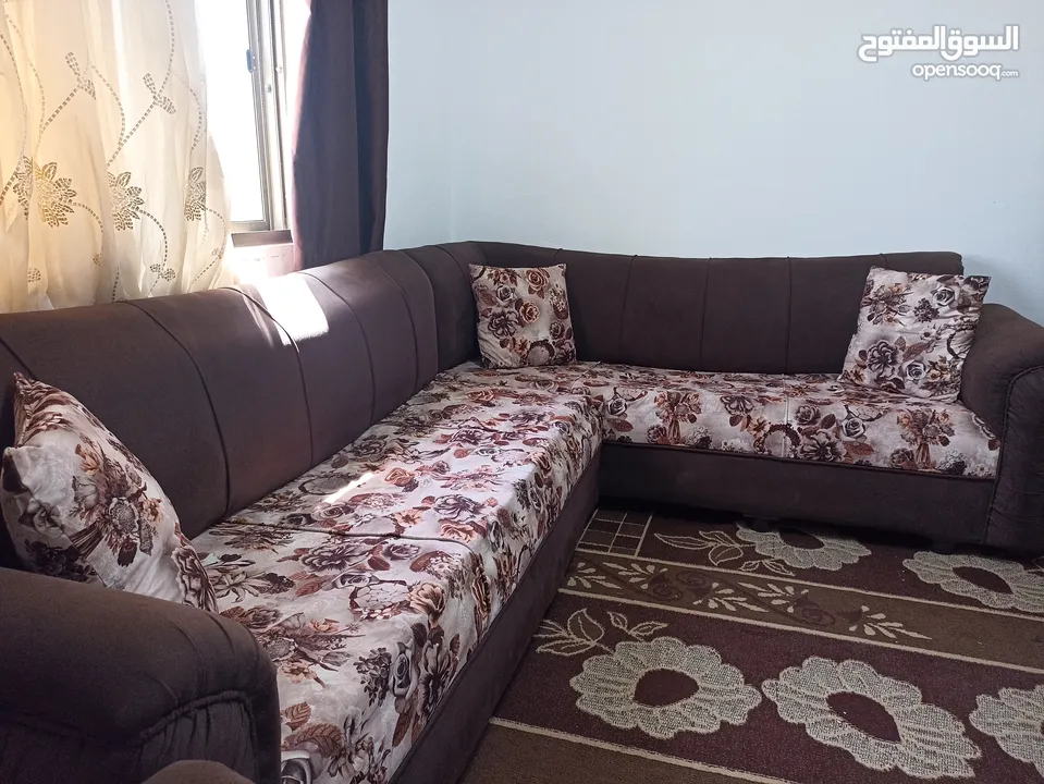 طقم كنب كورنر للبيع خشب سويدي اسفنج ارضية الراجحي والظهر امريكي