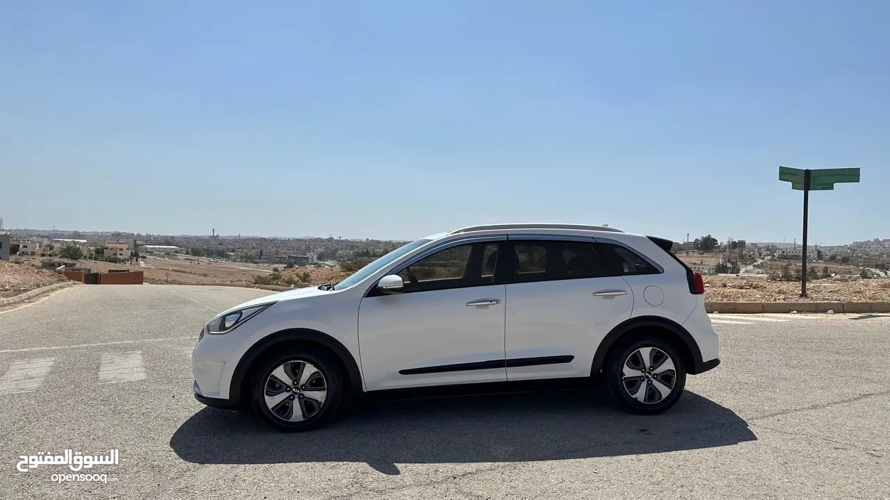 كيا نيرو هايبرد موديل 2018 وارد كوريا كلين تايتل فحص كامل.  Kia Niro hybrid 2018 Korean spec.