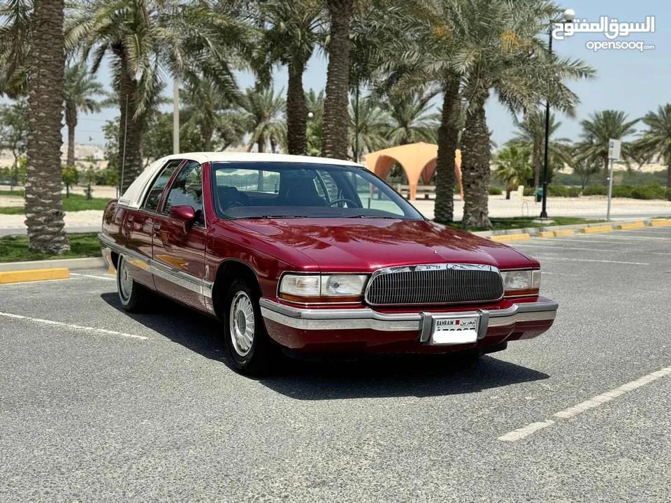 Buick Roadmaster 1993 (Red)