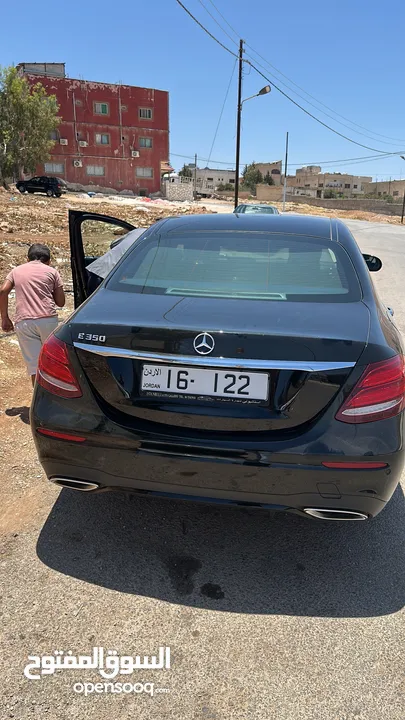 بنزين E350 2020  ب فل مواصفات اعلى صنف  ممشى قليل جدا فقط 55.000 الف كيلو  وارد غرغور فحص كامل