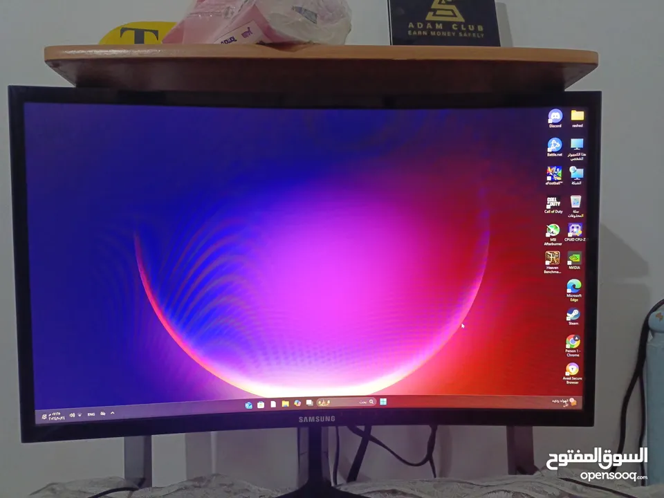 pc gaming العاب للبيع جهاز نضيف وتابع الوصف