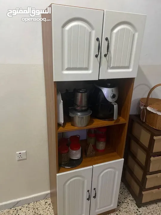 كل شي بمكانه مع فاترينا بتسهّل عليك كل لحظة بالمطبخ!  فاترينا مطبخ متعددة الاستخدامات  قطعة واحدة