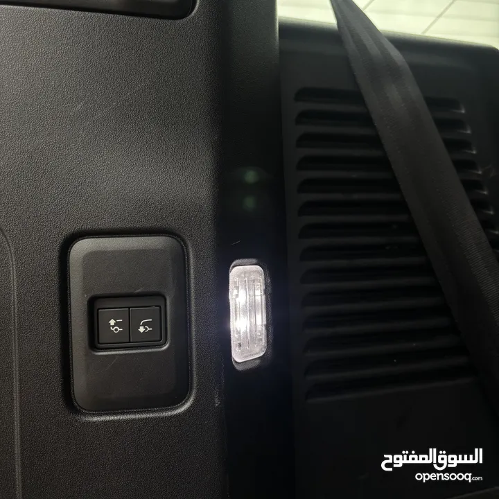 Landrover defender x dynamic 2023 لاند روفر ديفندر 2023 اكس. داينمك