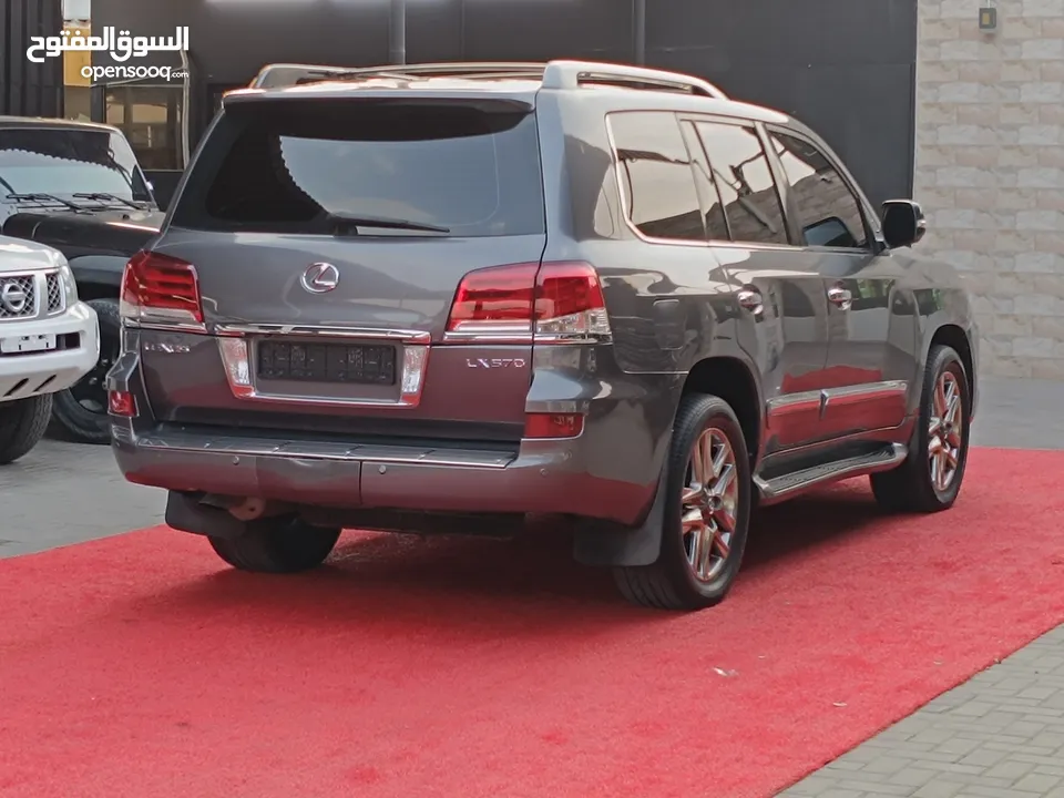 لكزس LX570 خليجي 2013