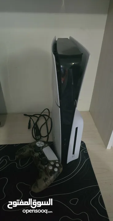 PS5 Slim /بلاستيشن 5 سلم للبيع