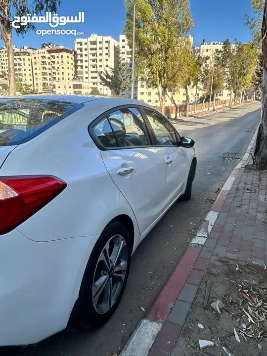 كيا سيراتو 2016