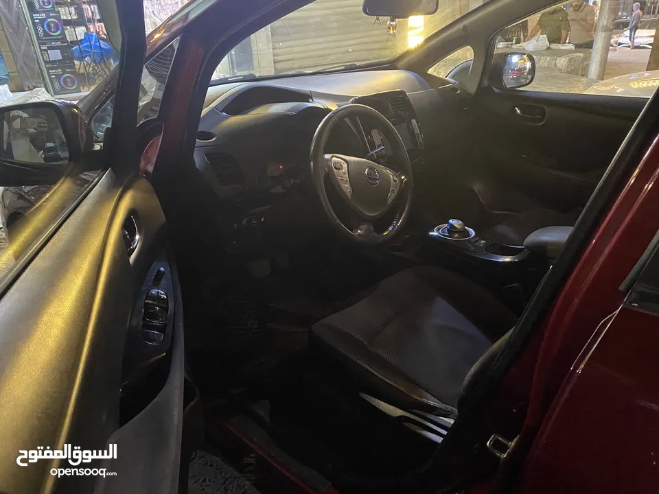 نيسان ليف SL بحالة ممتازة موديل 2014
