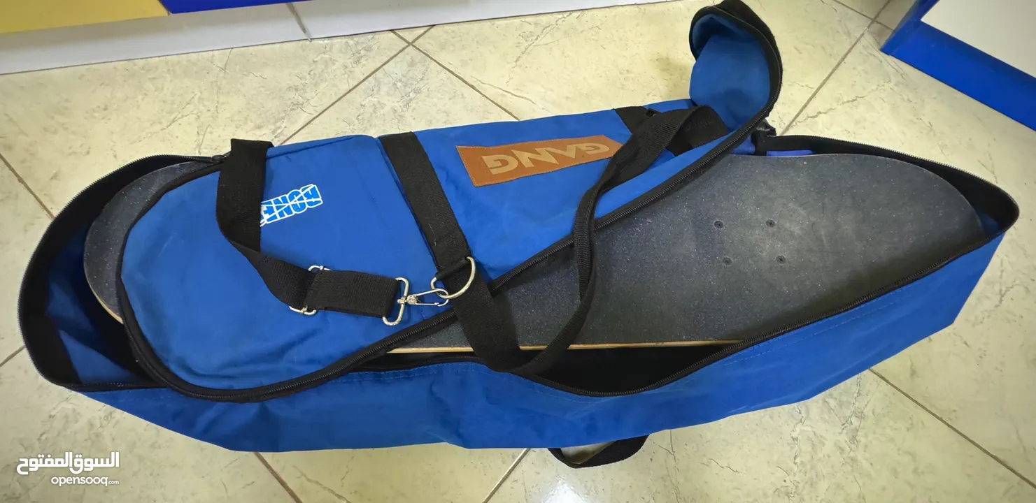 Like New - Professional Skateboard with its bag