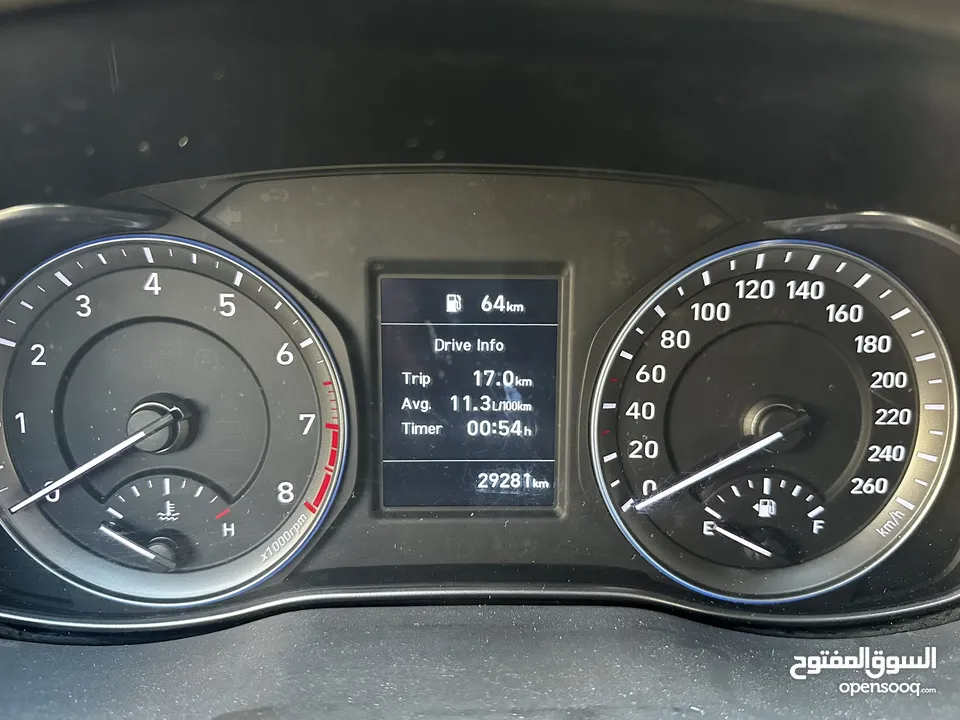 سيارة رياضية هيونداي كونا 2019 بنزين - 1600 سي سي تيربو - لون أحمر - بحالة ممتازة للبيع بداعي السفر