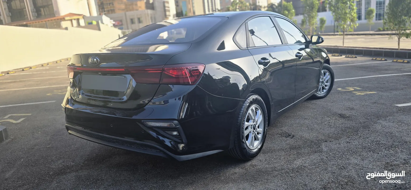 KIA K3 2019 مميزة لون اسود ميتلك مميزه فحص كامل