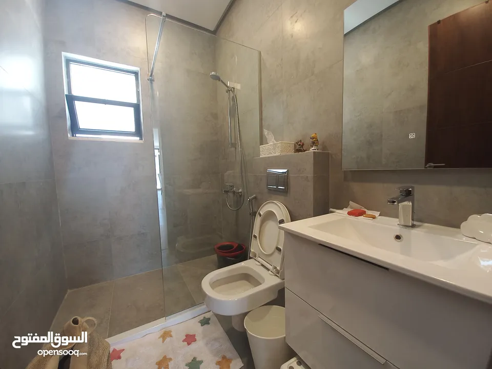 شقة مفروشة للإيجار في عبدون ( Property 37820 )-175064102