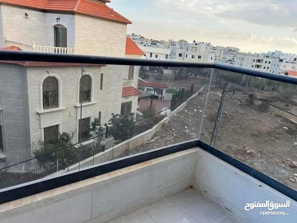 شقه البيع في سطح مرحبا