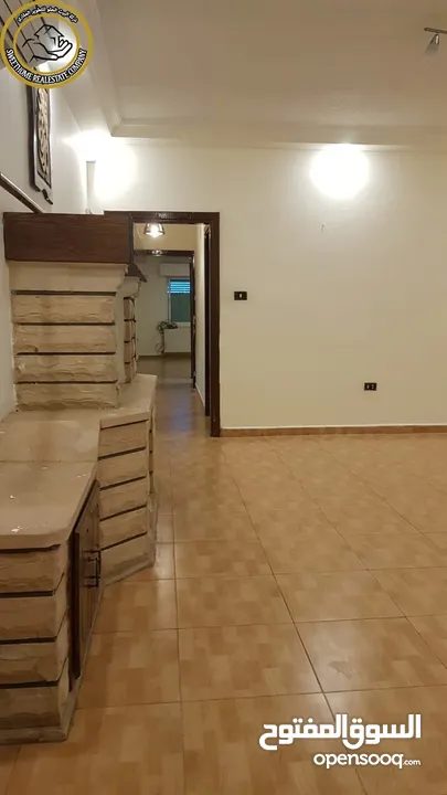 شقة مميزة للبيع بأجمل مناطق دير غبار - قرب إشارة دير غبار طابق ثالث 220م بسعر مغري
