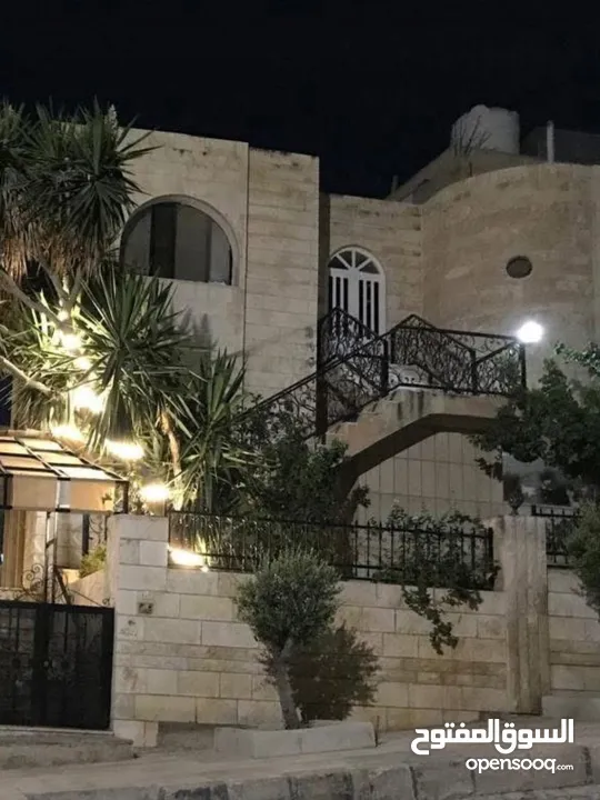 منزل مستقل للبيع - الزرقاء