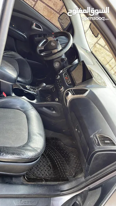 هونداي توسان 2011 بحالة ممتازة و السعر حرق حرق