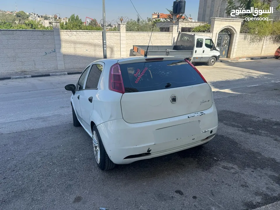 سياره للبيع