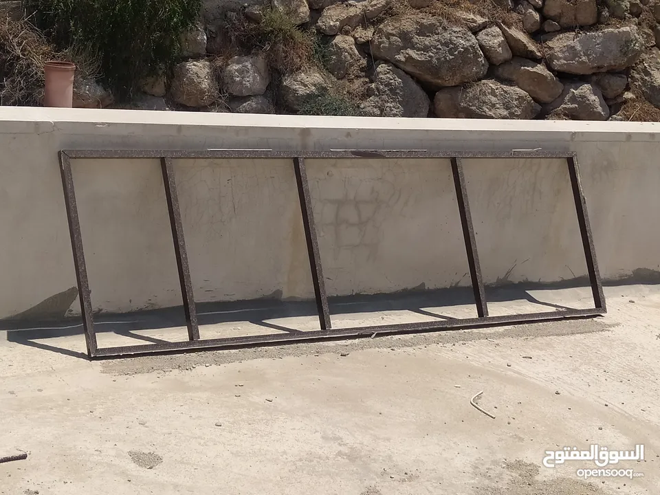 يوجد مطبخ مستعمل للبيع  بحاله جيدة