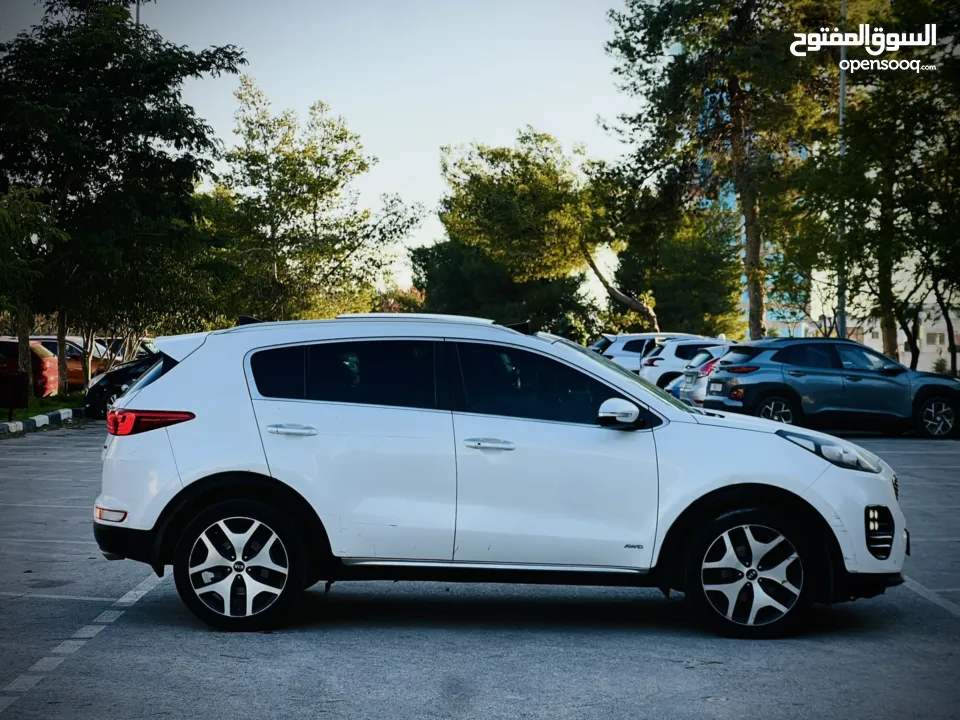 KIA SPORTAGE GT LINE