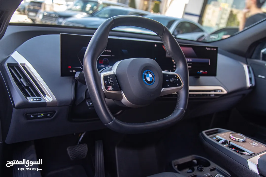 BMW IX40 xDrive 2023   السيارة وارد المانيا و قطعت مسافة 7,000 كم