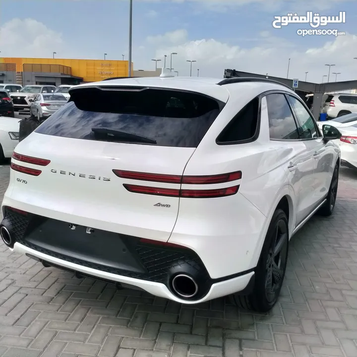 جينسس امريكي GV70 2023 السيارات موجوده فالشارقة للتواصل واتساب :