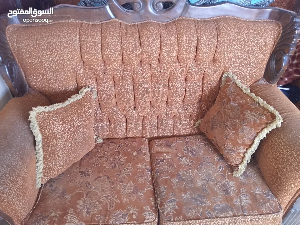 طقم كنب 7مقاعد للبيع