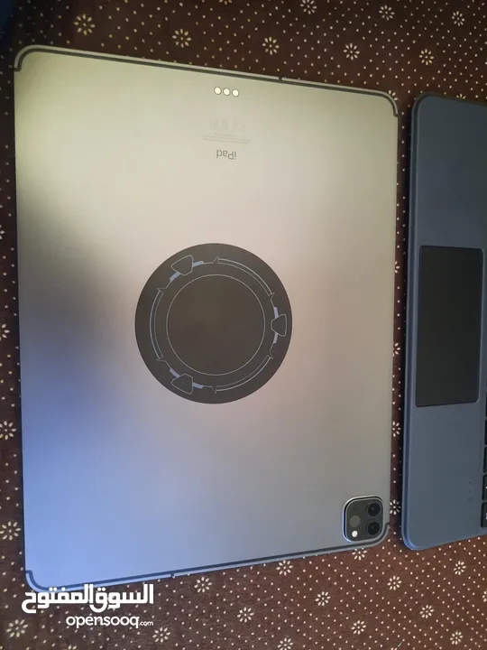للبيع iPad pro  الجيل الرابع 2021 (12.9) إنش بدعم شريحه خط