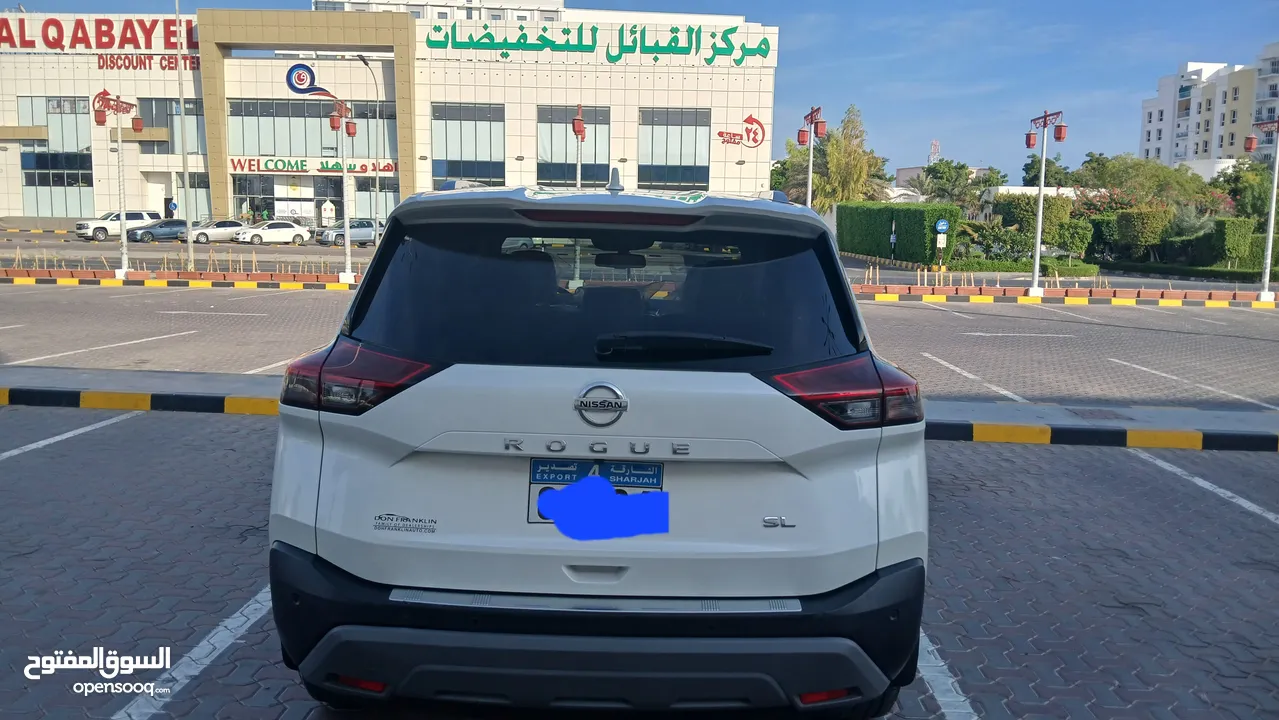 Nissan  روج  SL 2021 فول اوبشن بانوراما فتحة بيج داخل