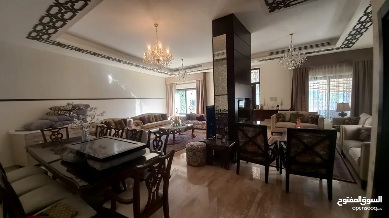 فيلا  مفروشة للايجار في عبدون  ( Property 40228 ) سنوي فقط