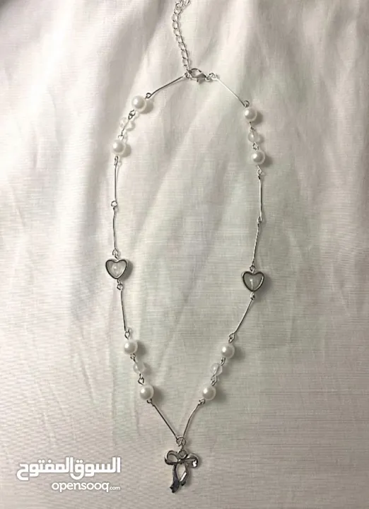 اعلان عن اكسسوارات مميزة hand made لمعرفة سعر كل قطعة واحدة تواصل على الرقم