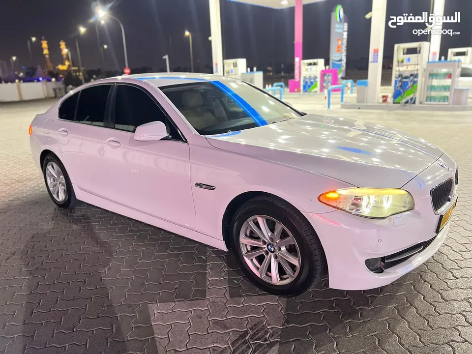 للبيع BMW 520i