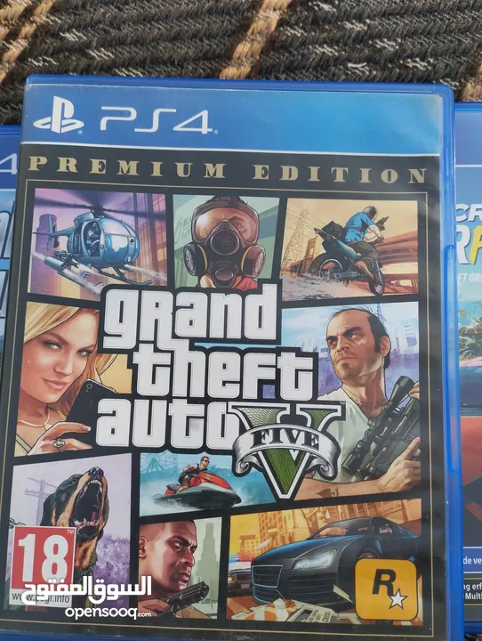 PS4  للبيع بحالة ممتازة جدا