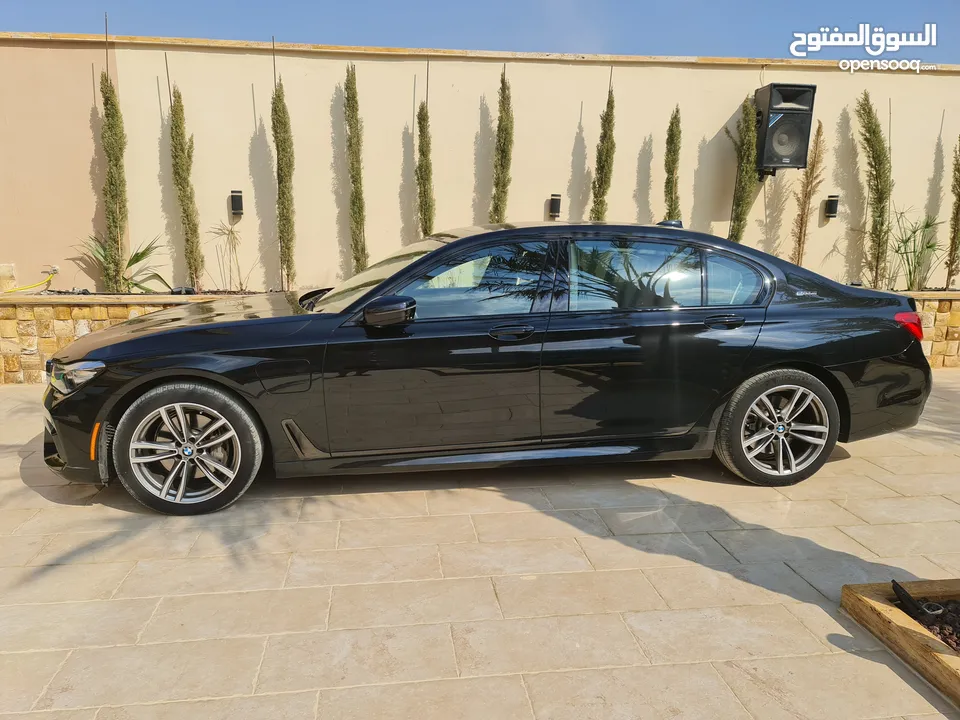سيارة BMW 740 موديل 2017 مواصفات خاصه فل كامل اعلى مواصفات