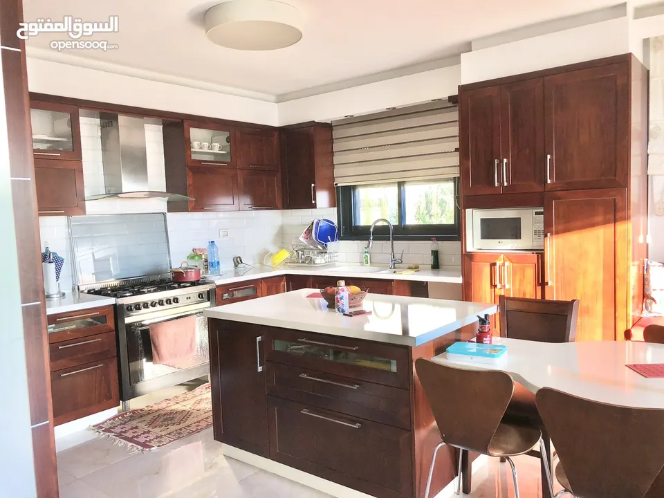 شقة مميزة في عمارة مميزة