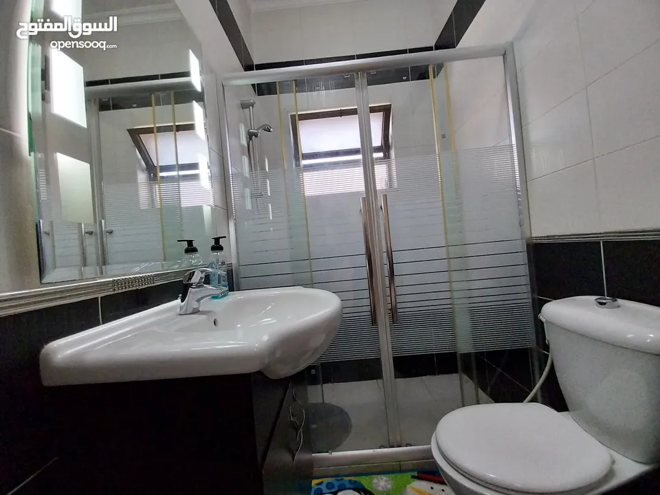 شقه للبيع منطقه الدوار الرابع ( Property 42364 )-175063747